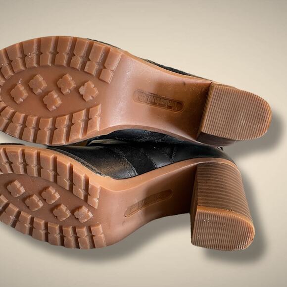 Women's 10 TIMBERLAND Dennett Ankle Boot in Black Leather and Nubuck Worn Once - Picture 11 of 13